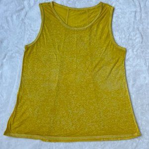 4 for $20. Yellow Lightweight Sleeveless Scoop Neck Exercise shirt size L.